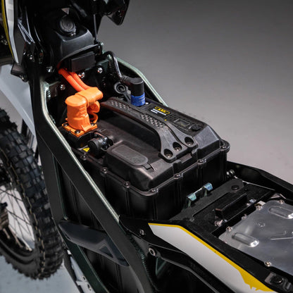 SURRON ULTRA BEE ROAD ELECTRIC DIRT BIKE
